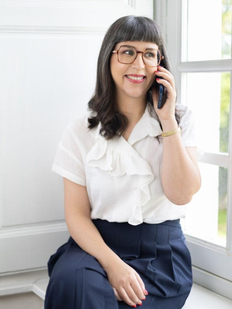 Portrait d'Elise Macé - Page Contact freelance Nantes et Loire-Atlantique